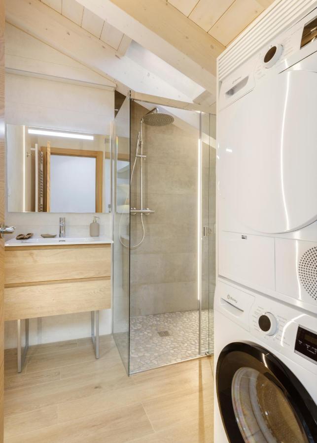 Apartamentos La Muralla De Хака Экстерьер фото